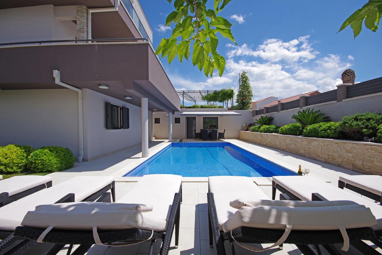 Villa Lucas Podstrana Exterior photo